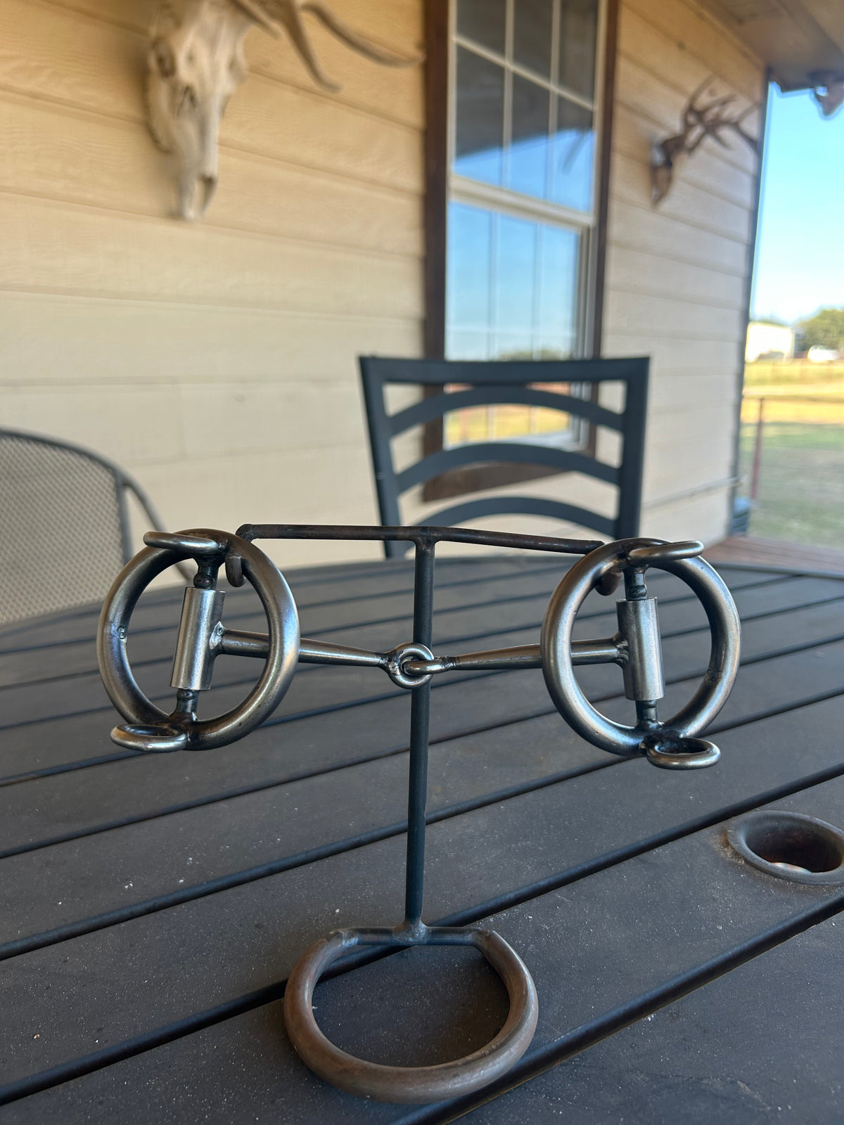 Smooth snaffle draw gag