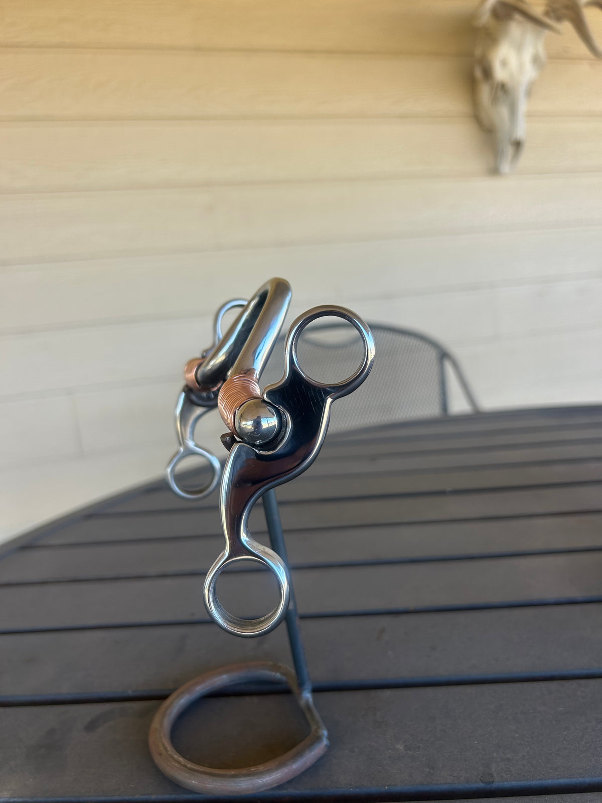 Short Shank Solid Port
